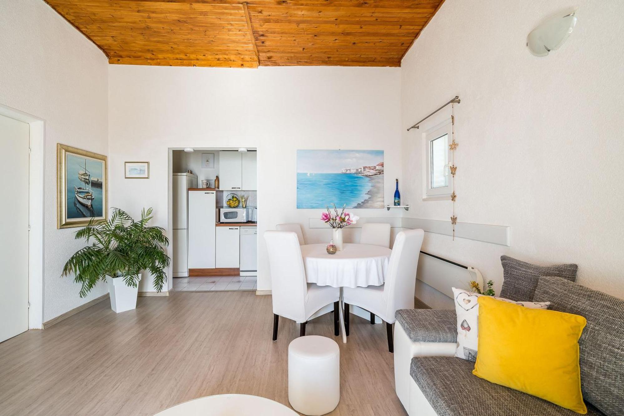 Indy'S Beach Apartments ドゥブロブニク エクステリア 写真